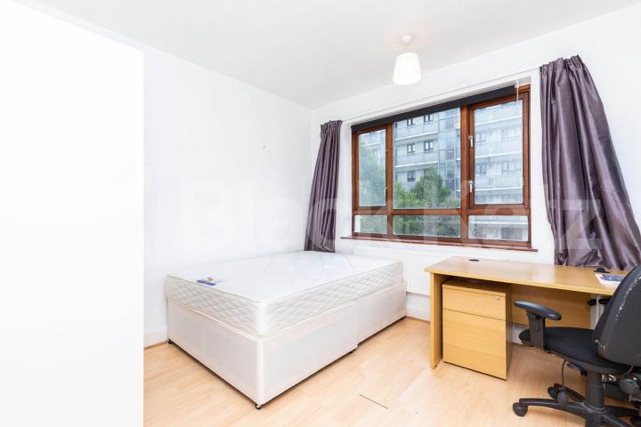 perfect for student sharers and young professionals looking to be central  Birkenhead Street, Kings Cross